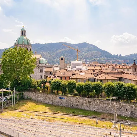 Apartment View Como