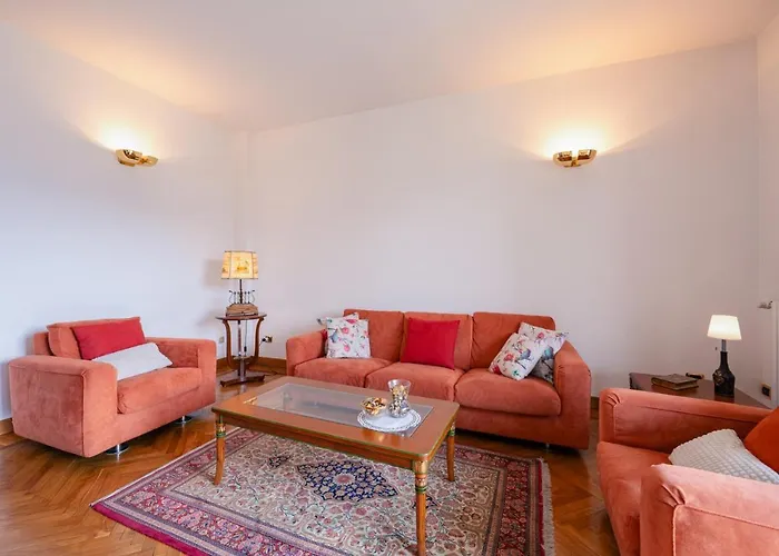 View * Como
